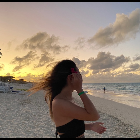 Meet your Posher, Emma - Picture 1 of 1